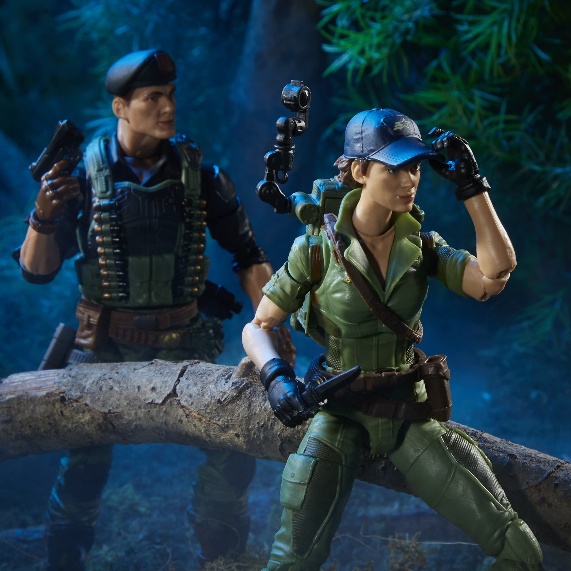 G.I. Joe Classified Series Flint and Lady Jaye jungle diorama wide shot