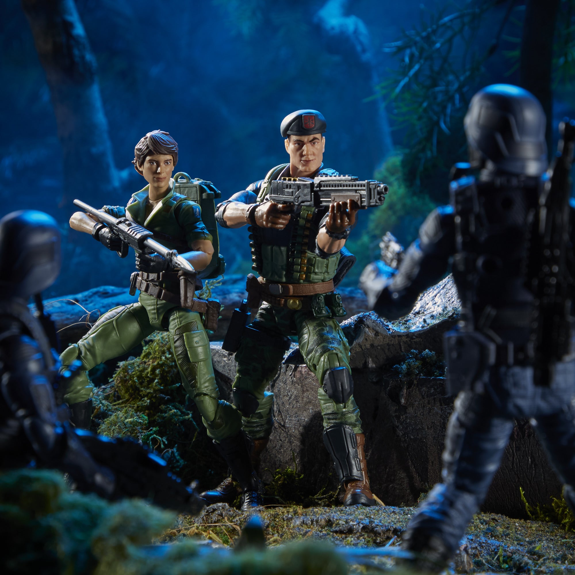 G.I. Joe Classified Series Lady Jaye and Flint jungle diorama wide shot