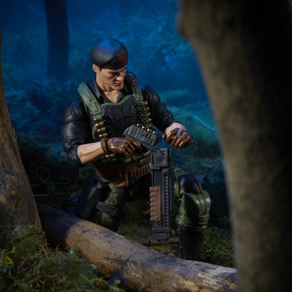 G.I. Joe Classified Series Flint crouching in jungle diorama with rifle