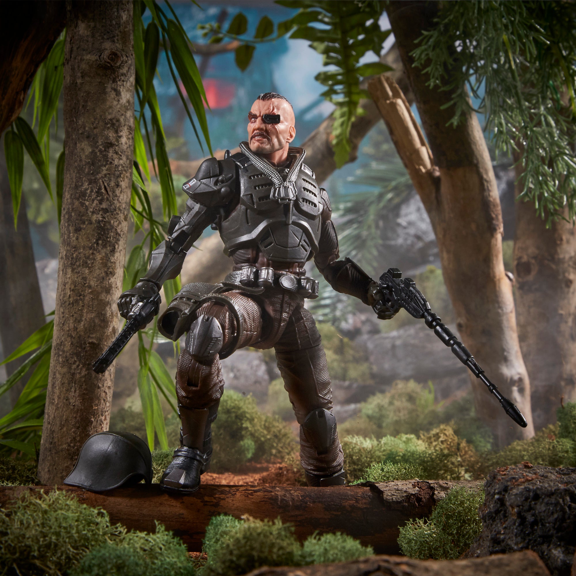 G.I. Joe Classified Series Major Bludd jungle diorama standing with dual pistols