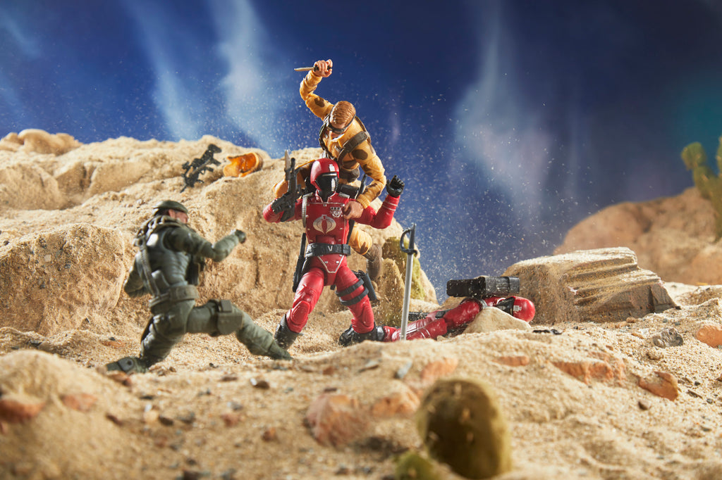 G.I. Joe Classified Series Dusty and Betelgeuse desert diorama crossover NoCrop2563