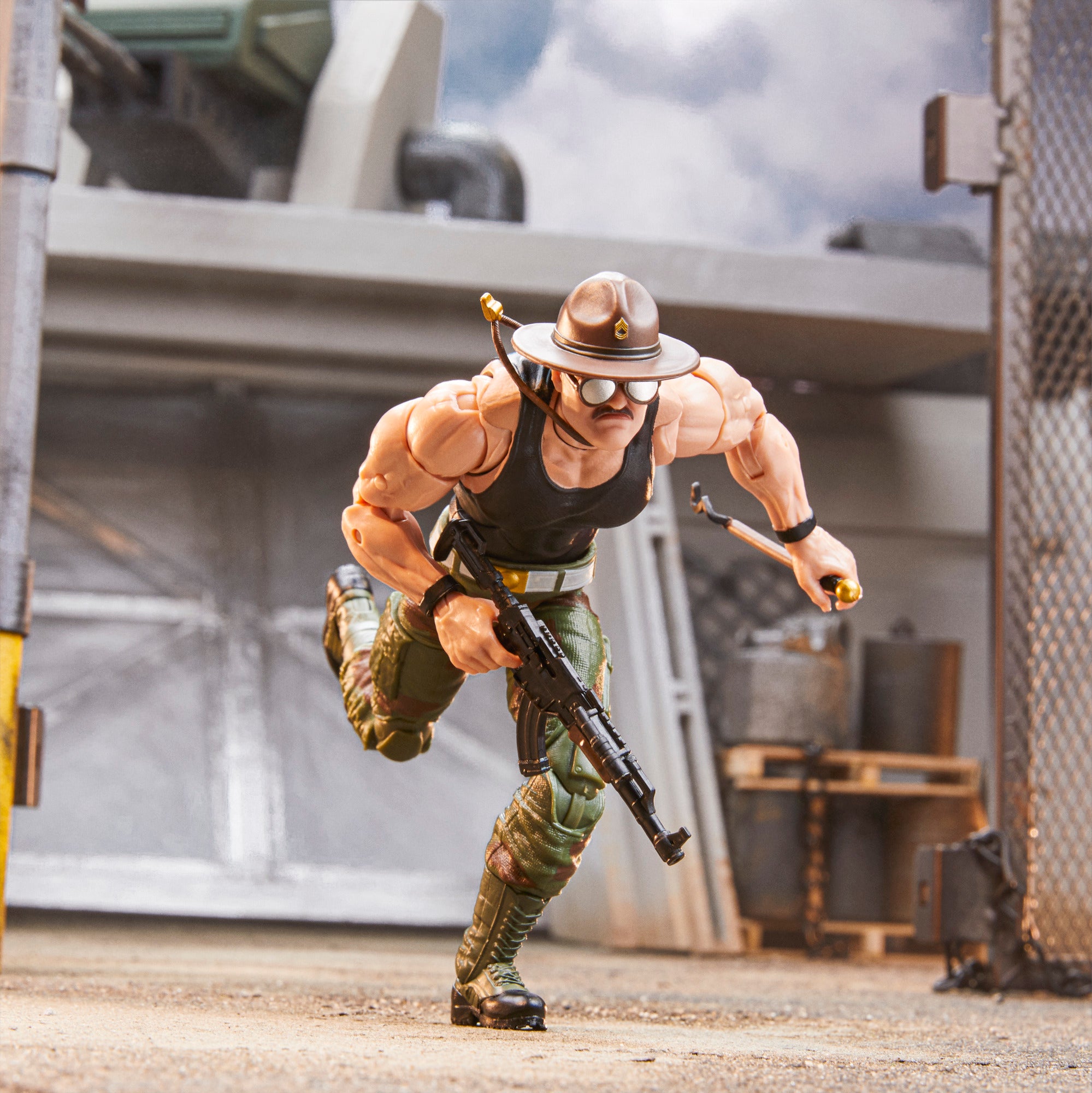 G.I. Joe Classified Series #53 Sgt. Slaughter diorama shot 023