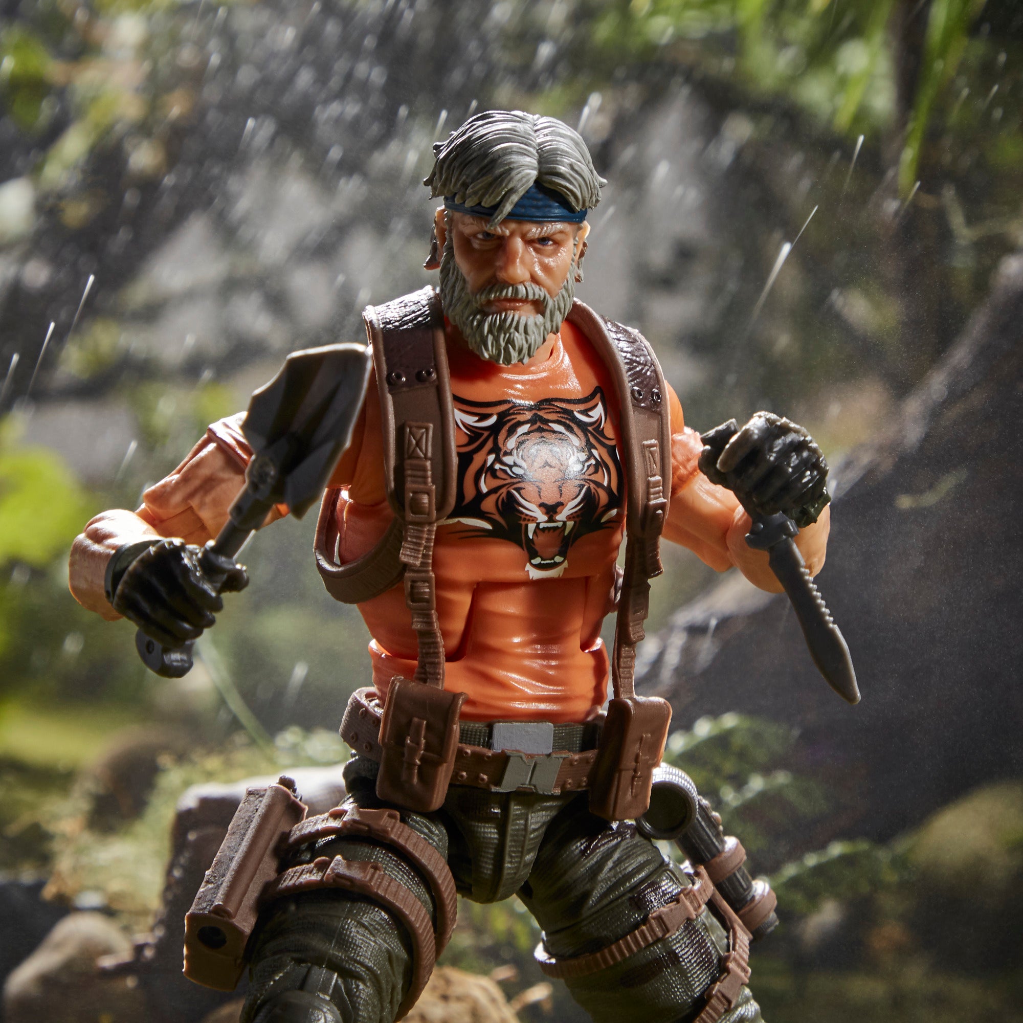 G.I. Joe Classified Series Outback Selkirk kneeling in jungle diorama aiming pistol with large backpack and shovel attached