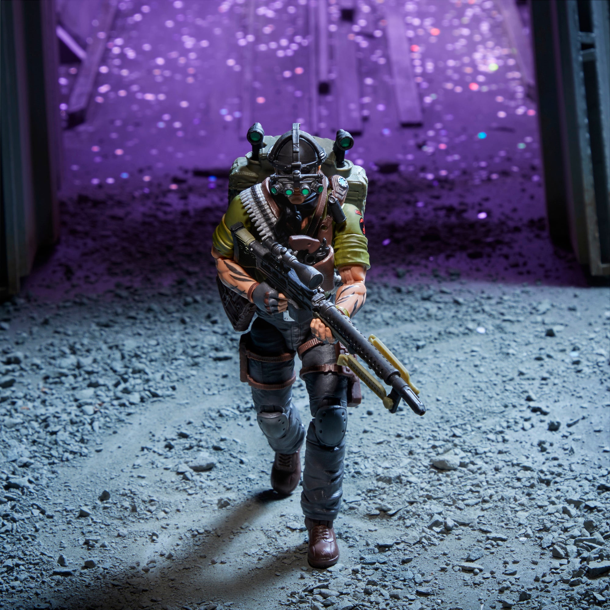 G.I. Joe Classified Series #83 Tunnel Rat diorama tunnel shot 691 crouching at hatch with backpack