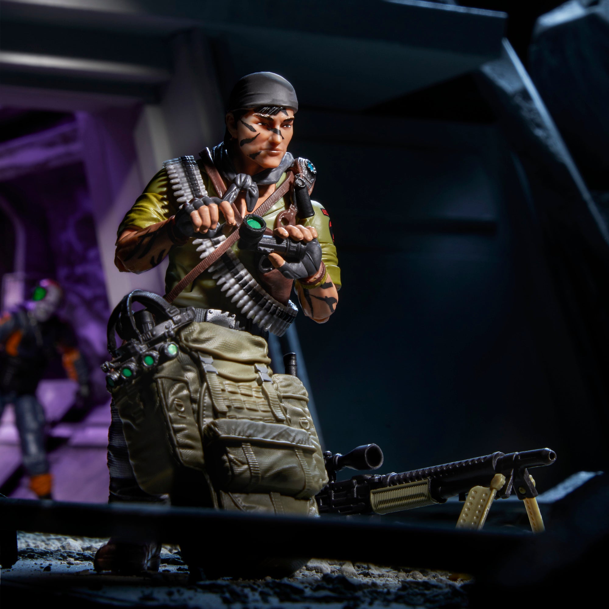 G.I. Joe Classified Series #83 Tunnel Rat diorama tunnel shot 732 advancing with pistol and knife