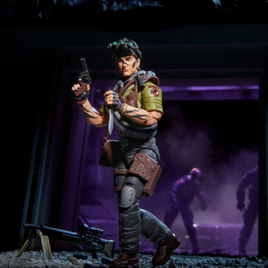 G.I. Joe Classified Series #83 Tunnel Rat diorama tunnel shot 758 sniper rifle on ground action pose