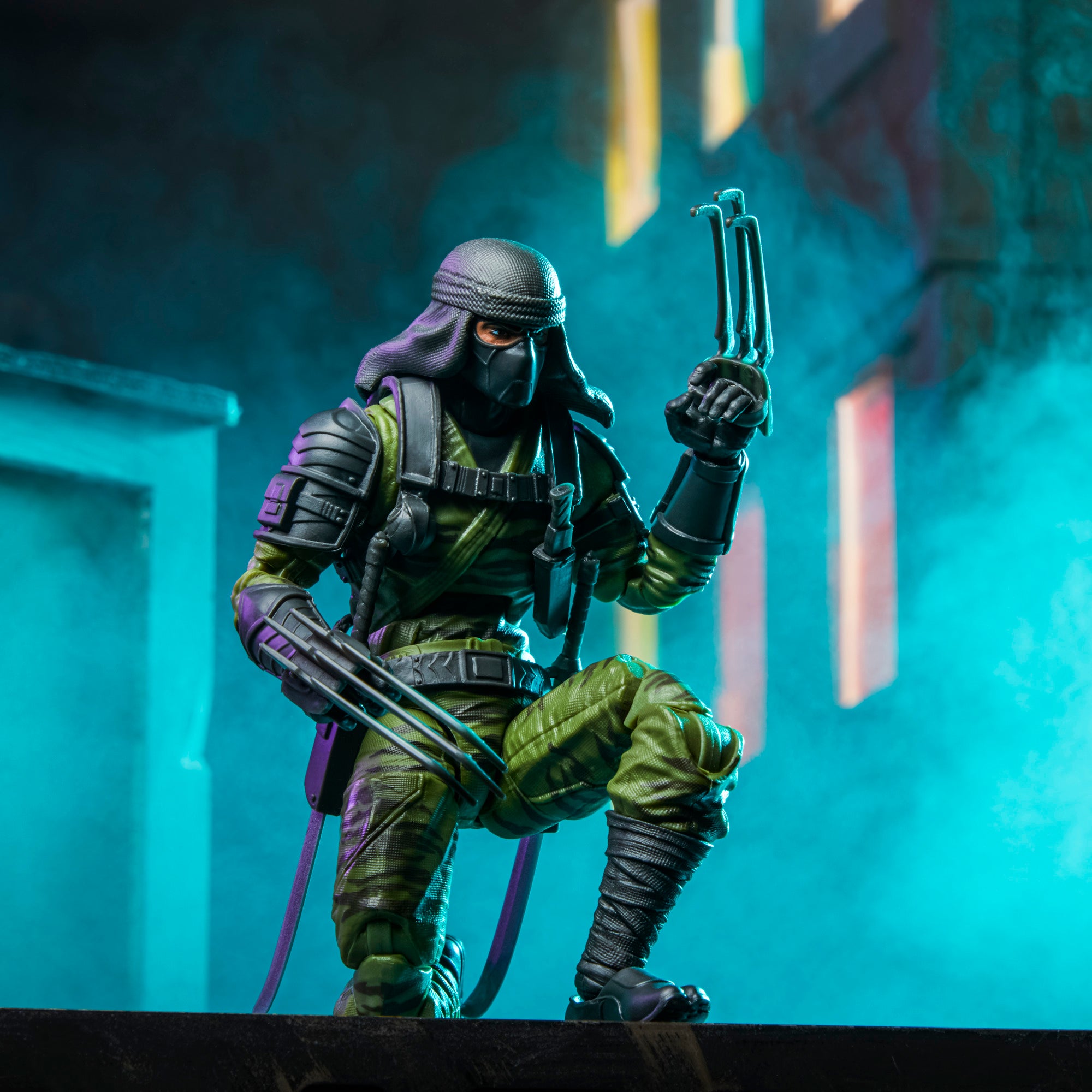 G.I. Joe Classified Series Nunchuk diorama urban night action pose WELLS 417