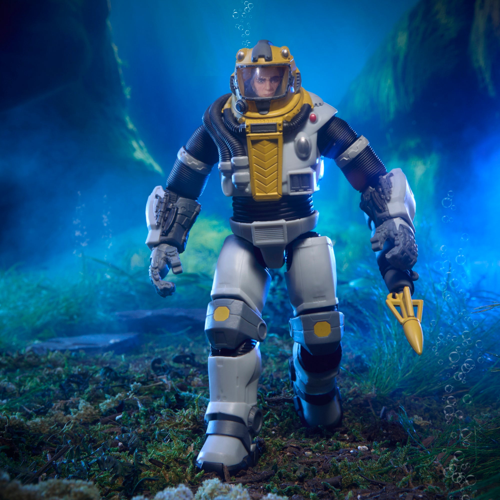 G.I. Joe Classified Series #206, Malcom "Deep Six" Willoughby, Collectible Deluxe 6 Inch Action Figure with 6 Accessories