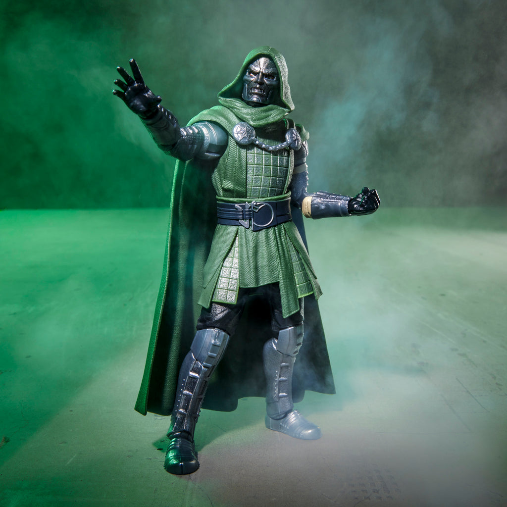 Marvel Legends Series – Avengers: Doomsday Doctor Doom | 6-Inch Action Figure with 2 Accessories | Hasbro