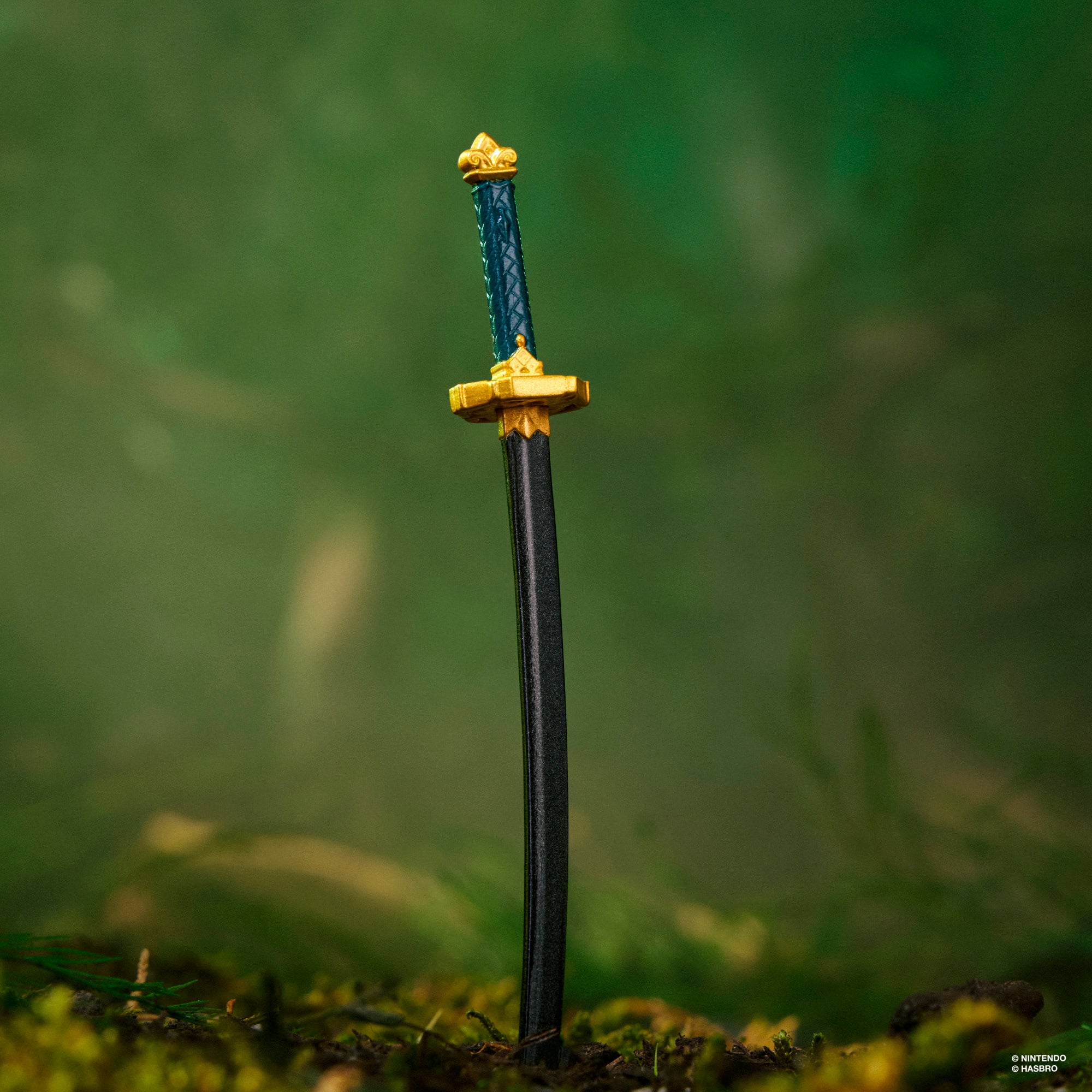 The Legend of Zelda Heroes of Hyrule Ganondorf – Gloom Sword accessory detail