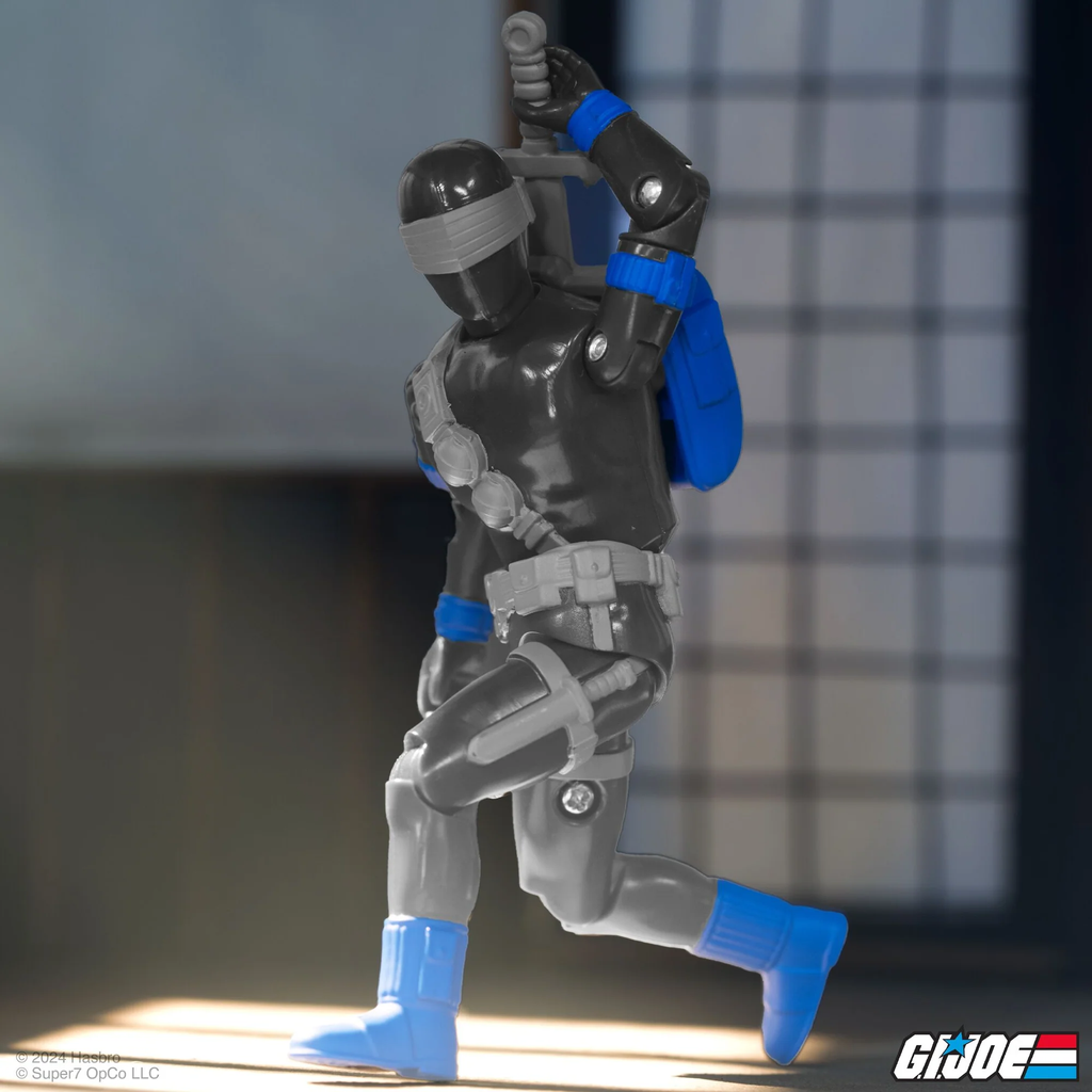 Snake Eyes Comic ReAction+ figure action pose climbing with sword – Super7 G.I. Joe